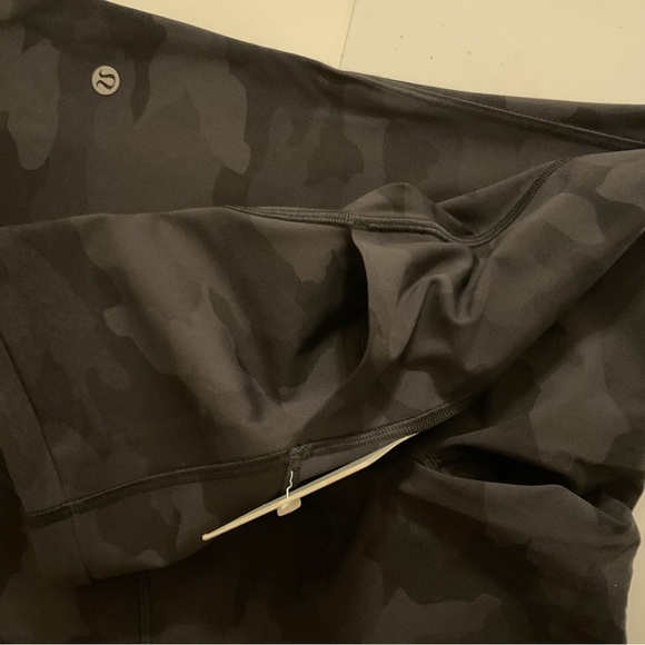 New with tags Lululemon Swift Speed HR Crop 21" leggings size 8 - Picture 16 of 16